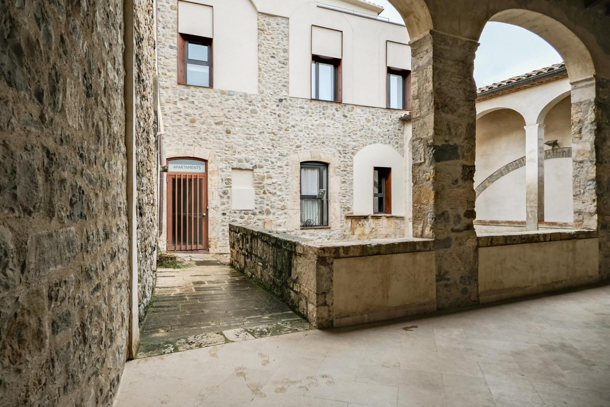 Can Cintet 1 Apartamento En La Plaza De Besalú Extérieur photo